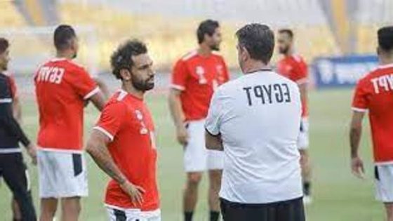 فيتوريا : سعيد بتدريب محمد صلاح .. وهو قدوة داخل الملعب وخارجه