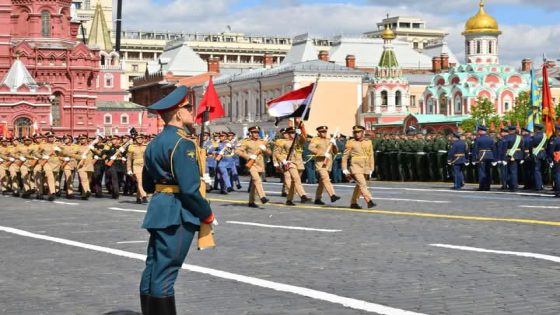 السيسى يشارك نظيره الروسى العرض العسكرى فى الذكرى الثمانين للأنتصار بالساحه الحمراء